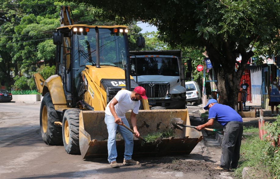 alcaldia-de-ilopango-y-proteccion-civil-municipal-se-activan-ante-inundaciones-en-colonia-santa-lucia